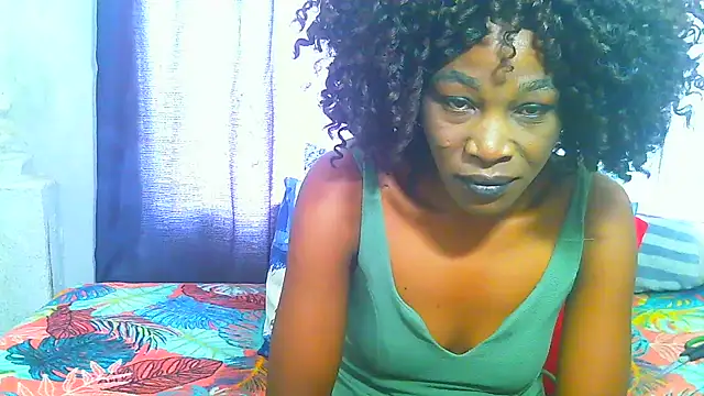 Snapshot of freaky_naughty chatting on 02.25.25 freaky naughty online show from 02.25.25