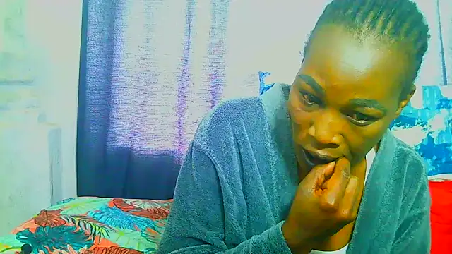Snapshot of freaky_naughty chatting on 03.15.25 freaky naughty online show from 03.15.25