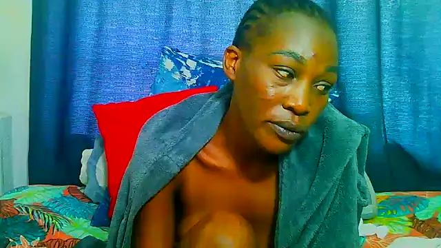 Snapshot of freaky_naughty chatting on 03.15.25 freaky naughty online show from 03.15.25