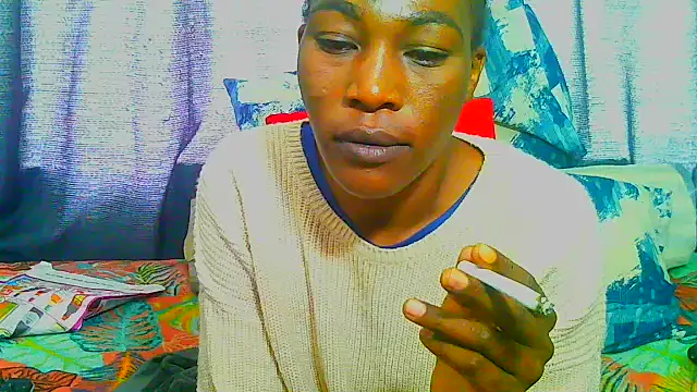 Snapshot of freaky_naughty chatting on 03.19.25 freaky naughty online show from 03.19.25