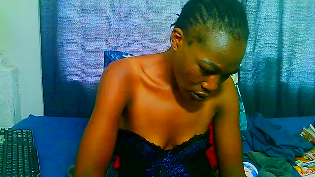 Snapshot of freaky_naughty chatting on 03.22.25 freaky naughty online show from 03.22.25