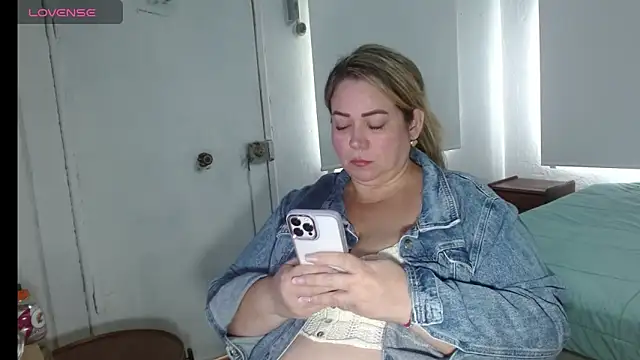 bella savati online show from 10.02.25