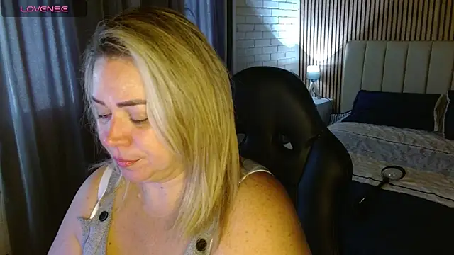 bella savati online show from 12.04.25