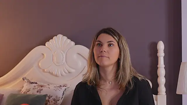 FeliciaKrige online show from 02.18.25