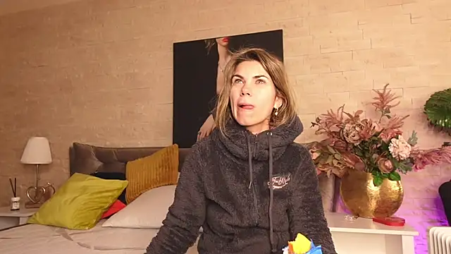 FeliciaKrige online show from 03.15.26