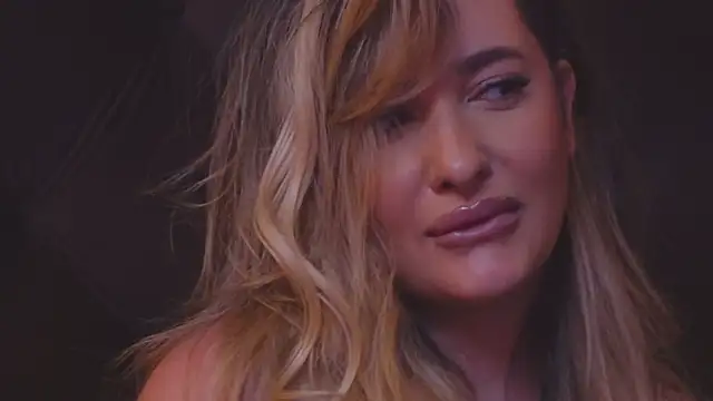 Snapshot of YaaraCollins chatting on 12.13.24 YaaraCollins online show from 12.13.24