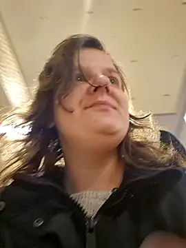 Snapshot of Cutegirlforyou chatting on 12.16.24 Cutegirlforyou online show from 12.16.24