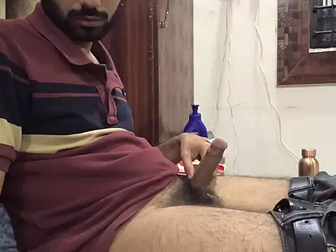 Snapshot of brownie_cake_cb chatting on 11.29.25 brownie cake cb online show from 11.29.25