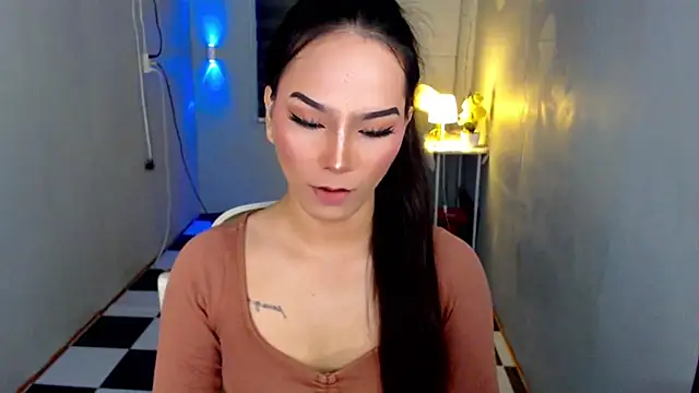 Snapshot of urnaughtydolly69 chatting on 05.16.26 urnaughtydolly69 online show from 05.16.26