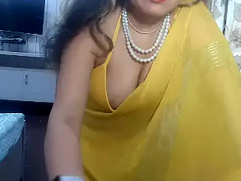 yourradhika online show from 03.06.25