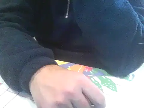 Snapshot of polloiw chatting on 12.07.24 polloiw online show from 12.07.24