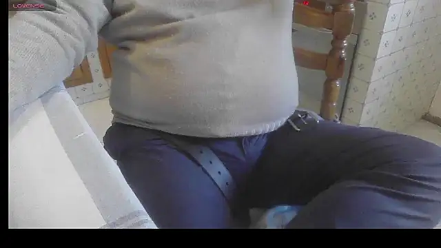 Snapshot of polloiw chatting on 02.02.26 polloiw online show from 02.02.26