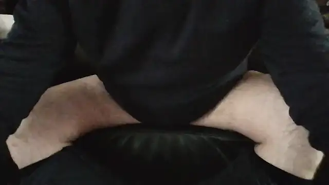 Snapshot of polloiw chatting on 03.30.26 polloiw online show from 03.30.26