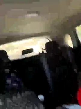 lolabunny9 online show from 11.16.25