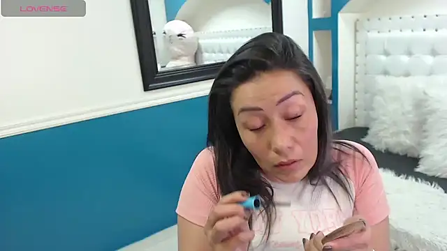 gaby trent online show from 02.15.25