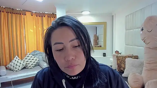 gaby trent online show from 11.29.25