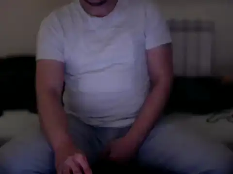 Snapshot of actanin chatting on 01.18.26 actanin online show from 01.18.26
