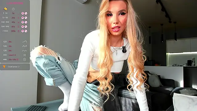 Juicy Bella online show from 01.14.26