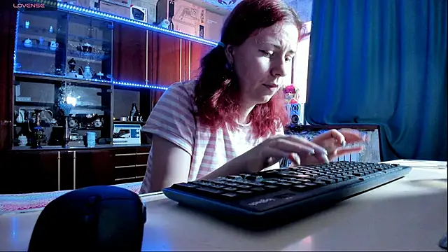 pa1e pr1ncess online show from 03.14.25