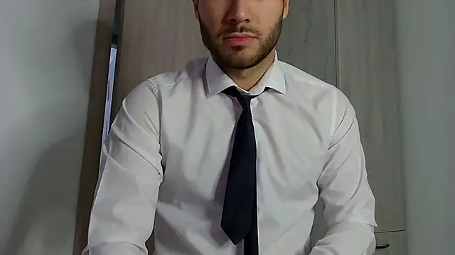 Snapshot of Justynn1 chatting on 02.25.25 Justynn1 online show from 02.25.25