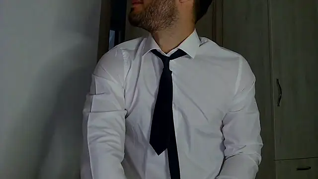 Snapshot of Justynn1 chatting on 09.26.25 Justynn1 online show from 09.26.25