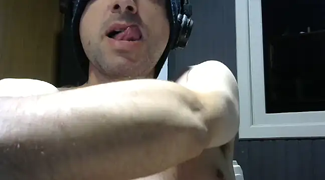 gauchors20 online show from 02.18.25