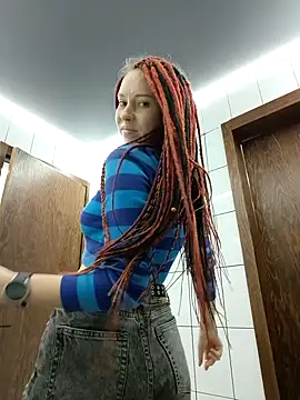 Frost foxy online show from 10.24.25