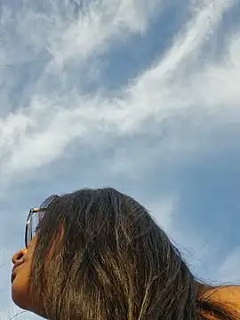 Snapshot of DAELAA chatting on 02.19.25 DAELAA online show from 02.19.25