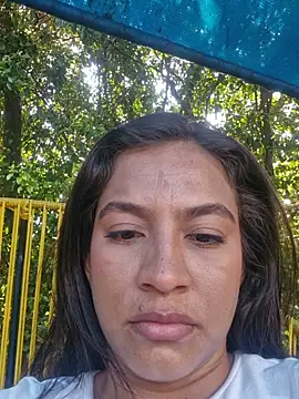 Snapshot of DAELAA chatting on 02.24.25 DAELAA online show from 02.24.25