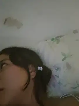 Snapshot of DAELAA chatting on 03.21.25 DAELAA online show from 03.21.25