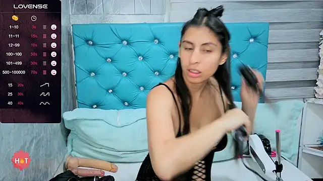 MAARYMOON online show from 01.13.26