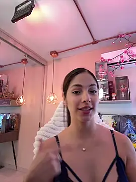 Zoe Bae online show from 01.10.26