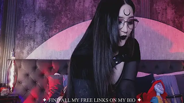 Charlotte Germanotta  online show from 04.06.26