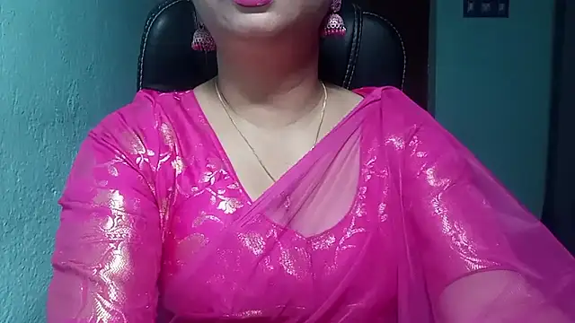 Snapshot of YourModhu chatting on 09.11.25 YourModhu online show from 09.11.25