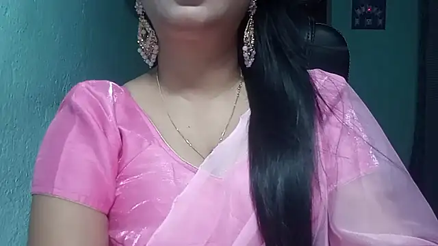 Snapshot of YourModhu chatting on 11.13.25 YourModhu online show from 11.13.25