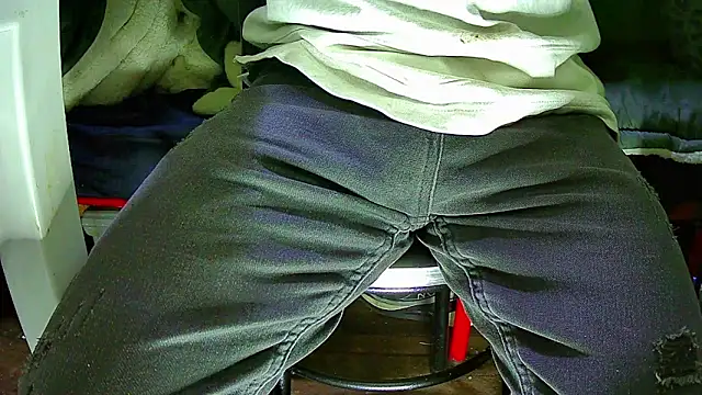 Walltaz online show from 12.21.25