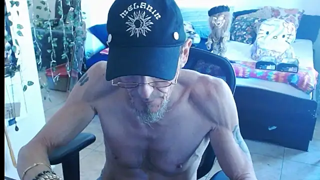 Snapshot of mycock2474u chatting on 02.22.25 mycock2474u online show from 02.22.25