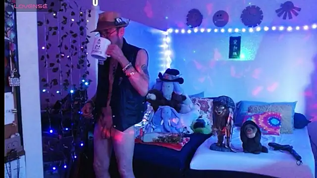 Snapshot of mycock2474u chatting on 03.21.25 mycock2474u online show from 03.21.25