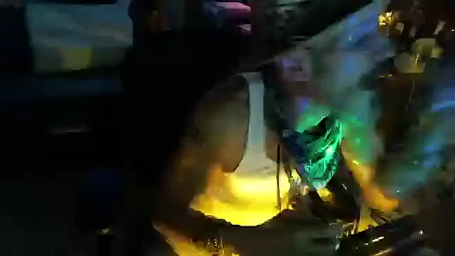 Snapshot of mycock2474u chatting on 09.29.25 mycock2474u online show from 09.29.25