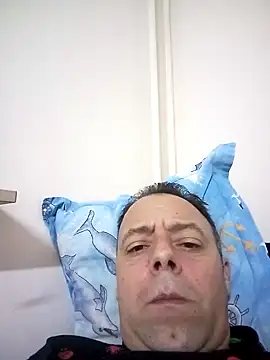 Snapshot of david_geam chatting on 12.29.24 david geam online show from 12.29.24