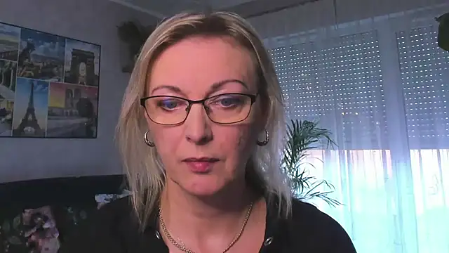 vanessa chat online show from 01.22.25