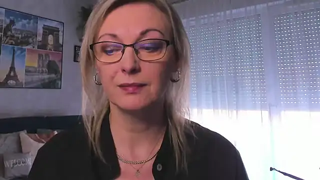 vanessa chat online show from 03.03.25