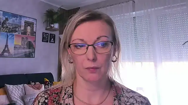 vanessa chat online show from 03.10.25