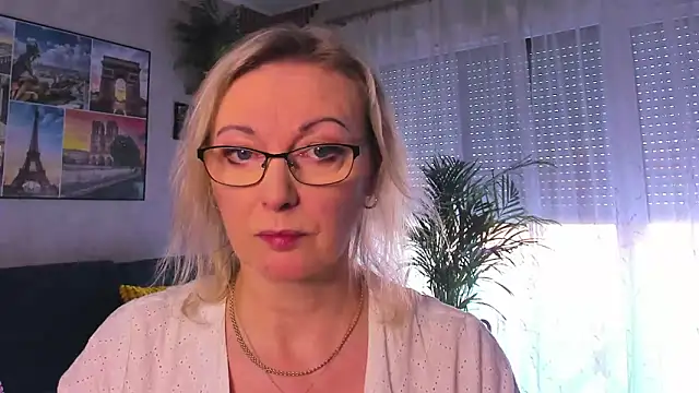 vanessa chat online show from 03.05.26