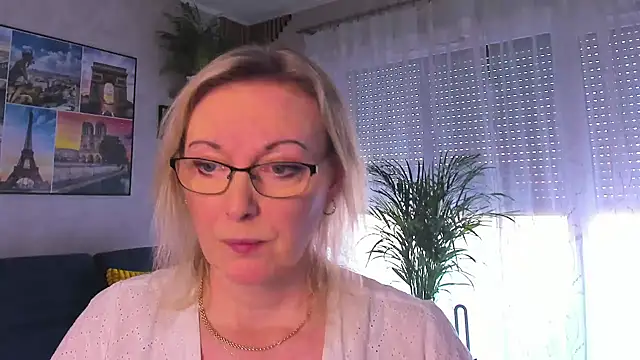 vanessa chat online show from 03.18.26