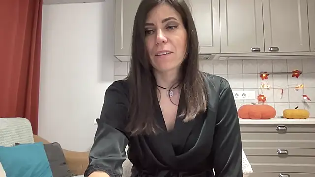 HotyWinter online show from 11.01.25