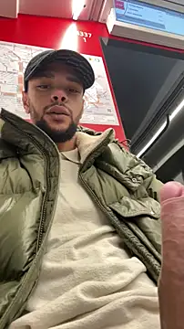 Lionayowe online show from 11.22.25