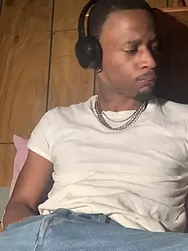 Snapshot of Tristris100 chatting on 12.07.24 Tristris100 online show from 12.07.24