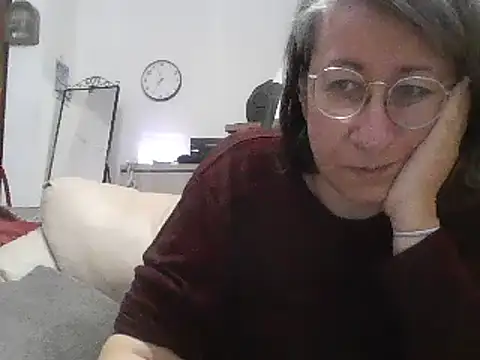 Snapshot of milkarock chatting on 02.02.25 milkarock online show from 02.02.25