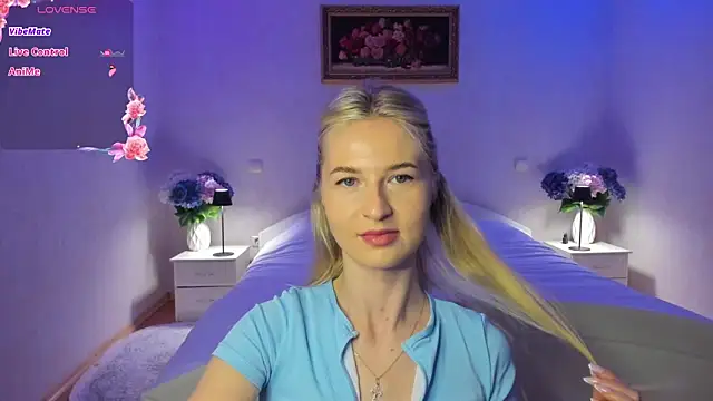Snapshot of AnnaCarrera chatting on 05.05.26 AnnaCarrera online show from 05.05.26